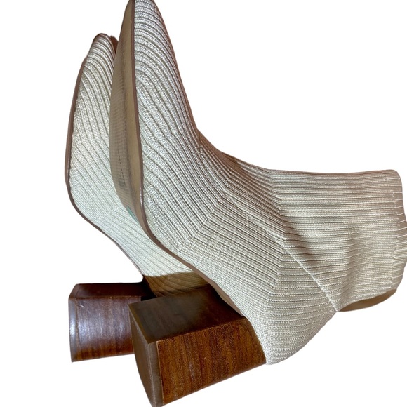 Size 8 oak white stretchy ankle boots chunky heels - Picture 8 of 12